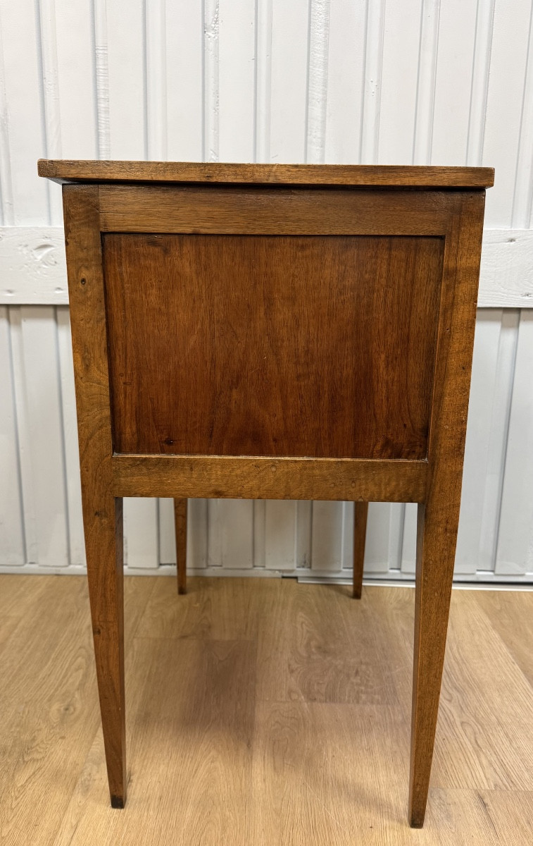 Small Chest Of Drawers Between Two-photo-3