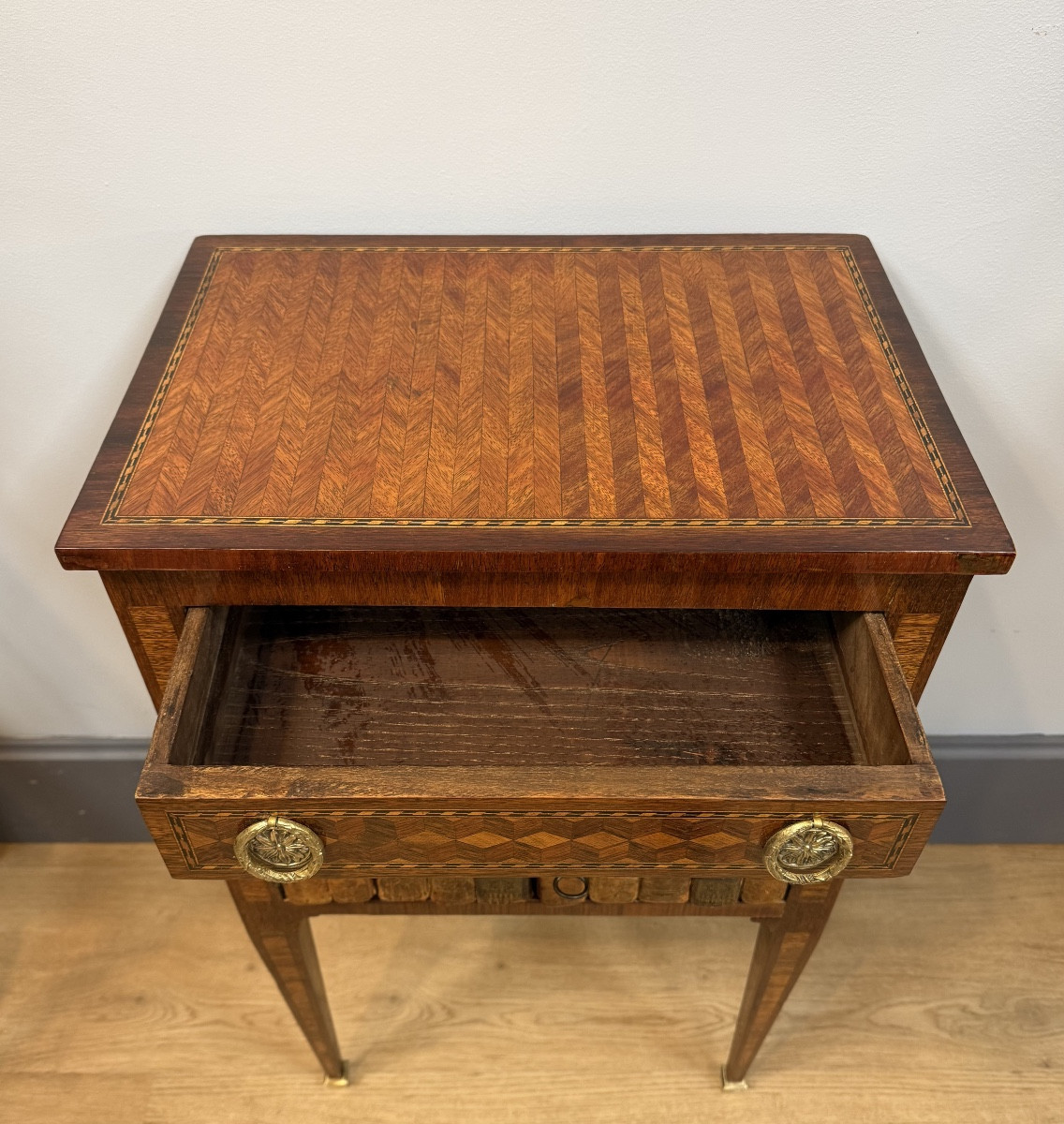 Table chiffonnière marquetée-photo-3