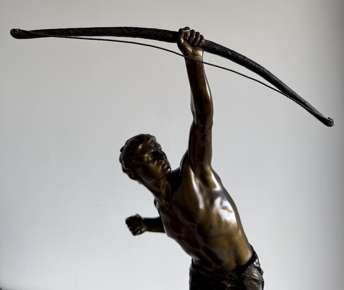 L' archer , Bronze signé Edouard Drouot-photo-4