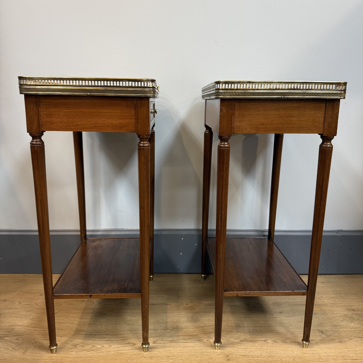 paire de chevets style  Louis XVI en acajou-photo-4