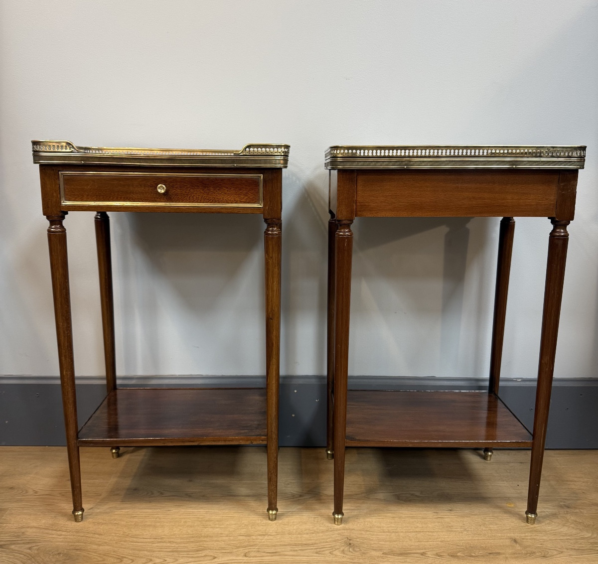 paire de chevets style  Louis XVI en acajou-photo-4