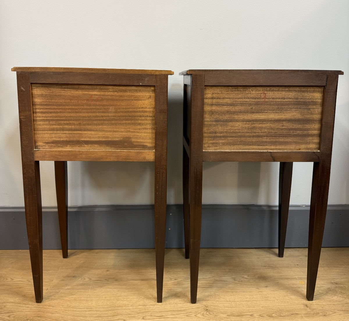 Paire de chevets  en noyer-photo-3