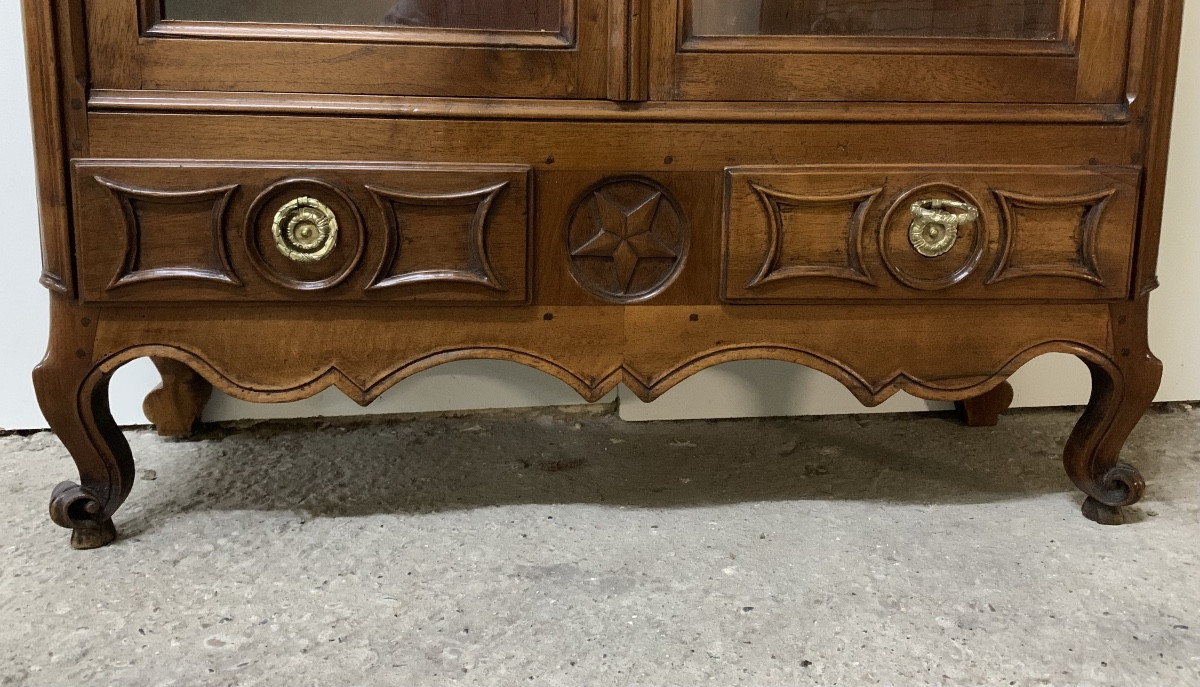 Louis XV Style Walnut Display Cabinet -photo-3