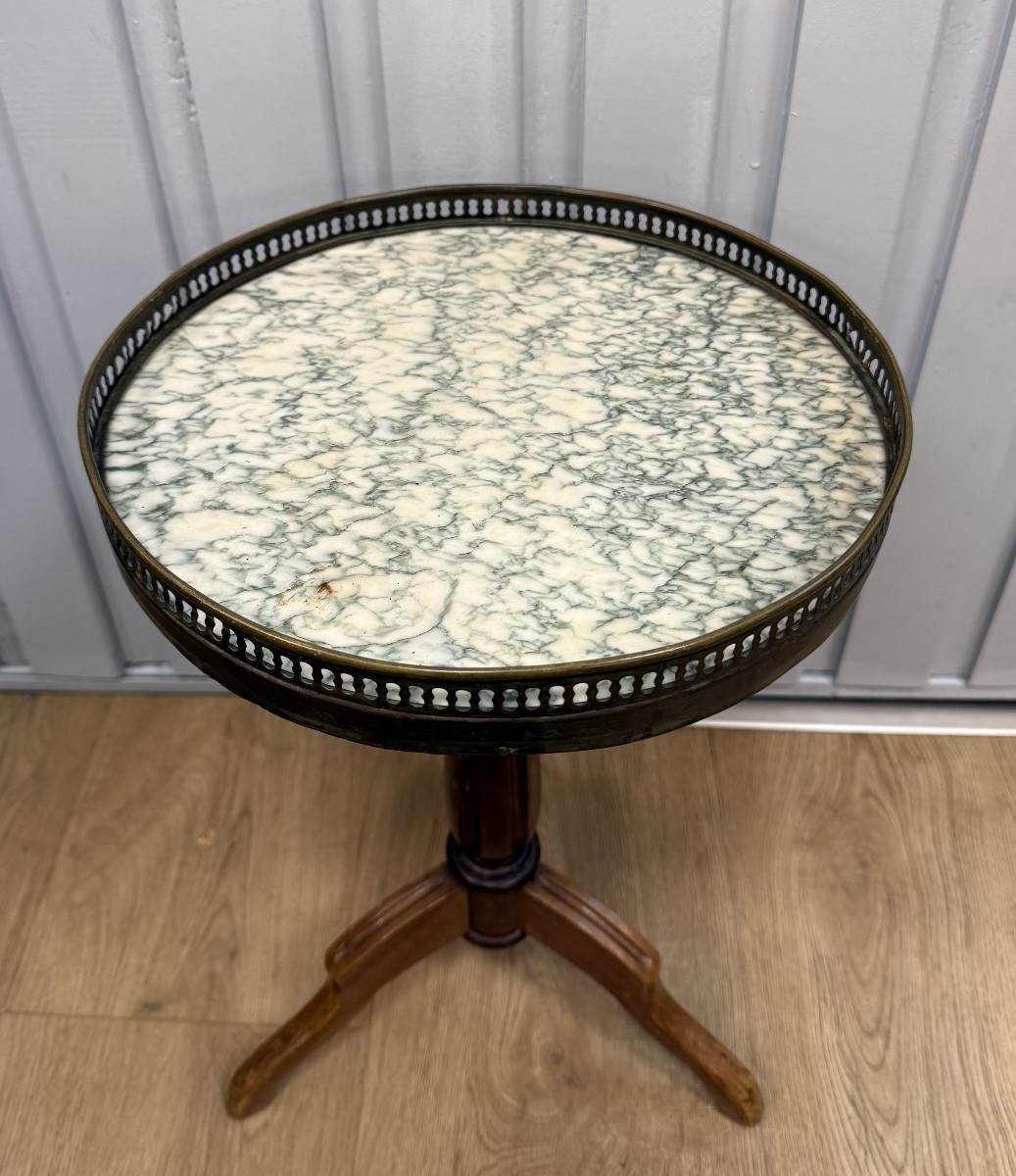 Small Tripod Pedestal Table-photo-3