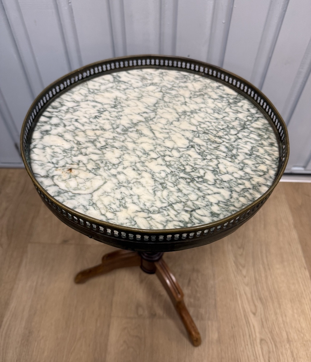 Small Tripod Pedestal Table-photo-4