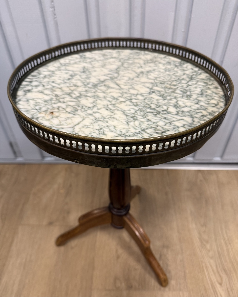 Small Tripod Pedestal Table-photo-2