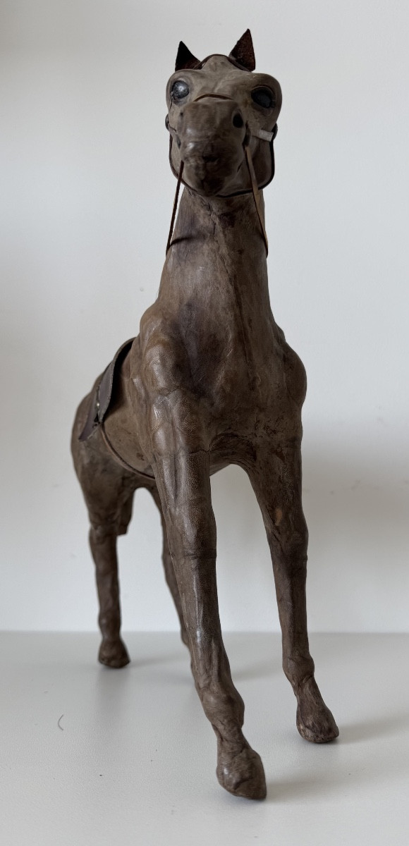 Sujet en cuir représentant un cheval-photo-4