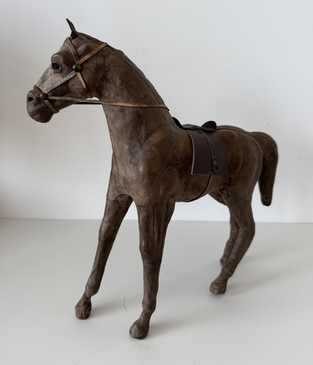 Sujet en cuir représentant un cheval-photo-3