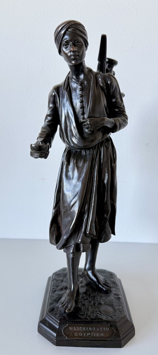 Le marchand d eau égyptien, sculpture en bronze