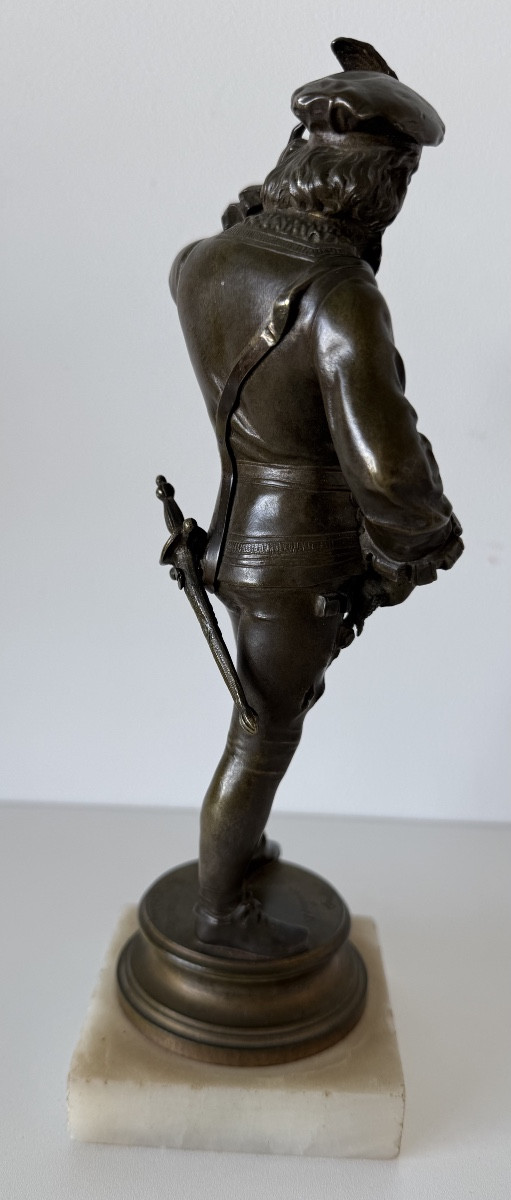 Sujet en bronze représentant un gentilhomme -photo-3