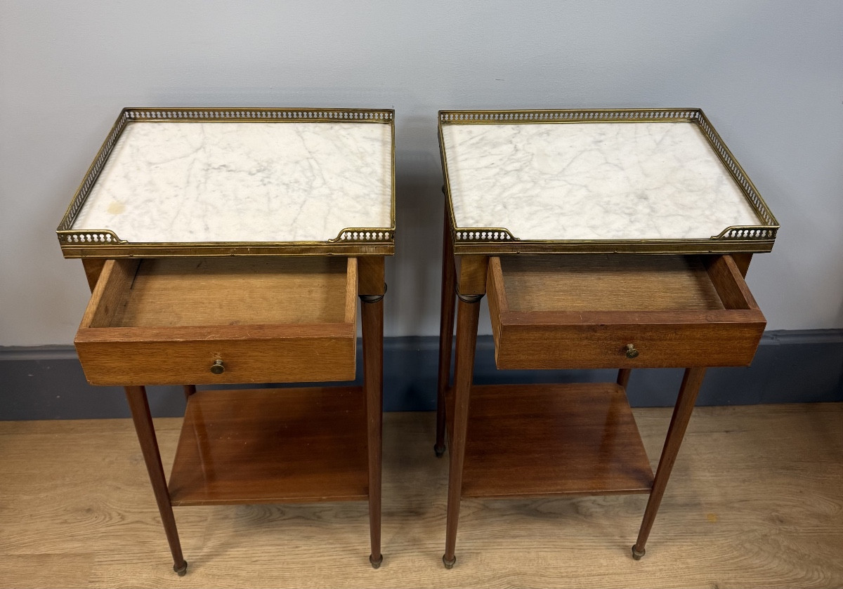 Pair Of Louis XVI Style Mahogany Bedside Tables-photo-3