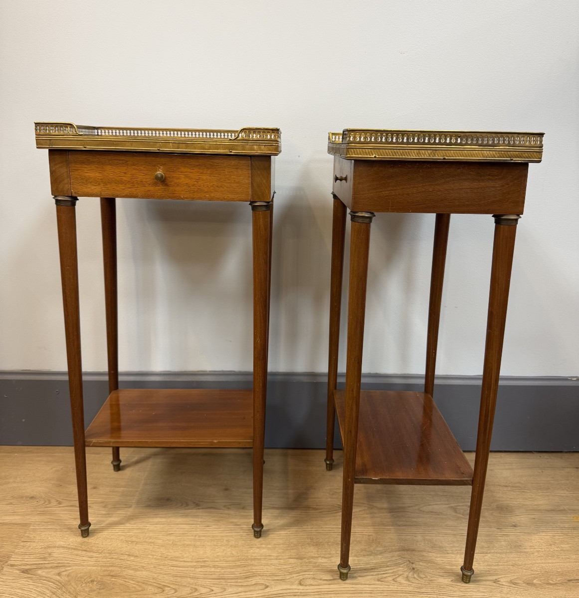 Pair Of Louis XVI Style Mahogany Bedside Tables-photo-3