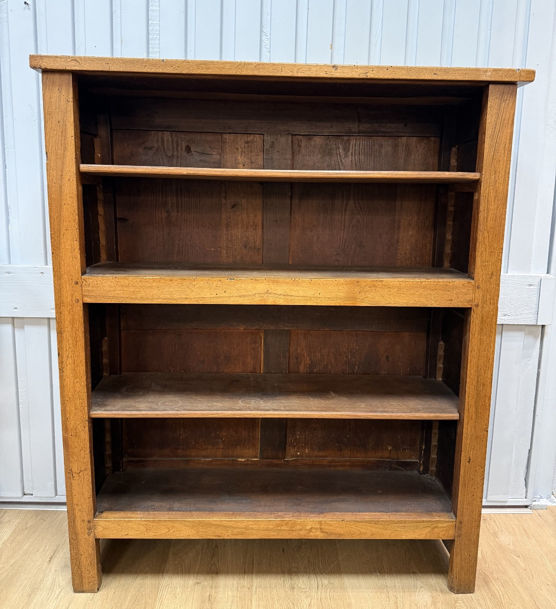 Bibus In Walnut-photo-4