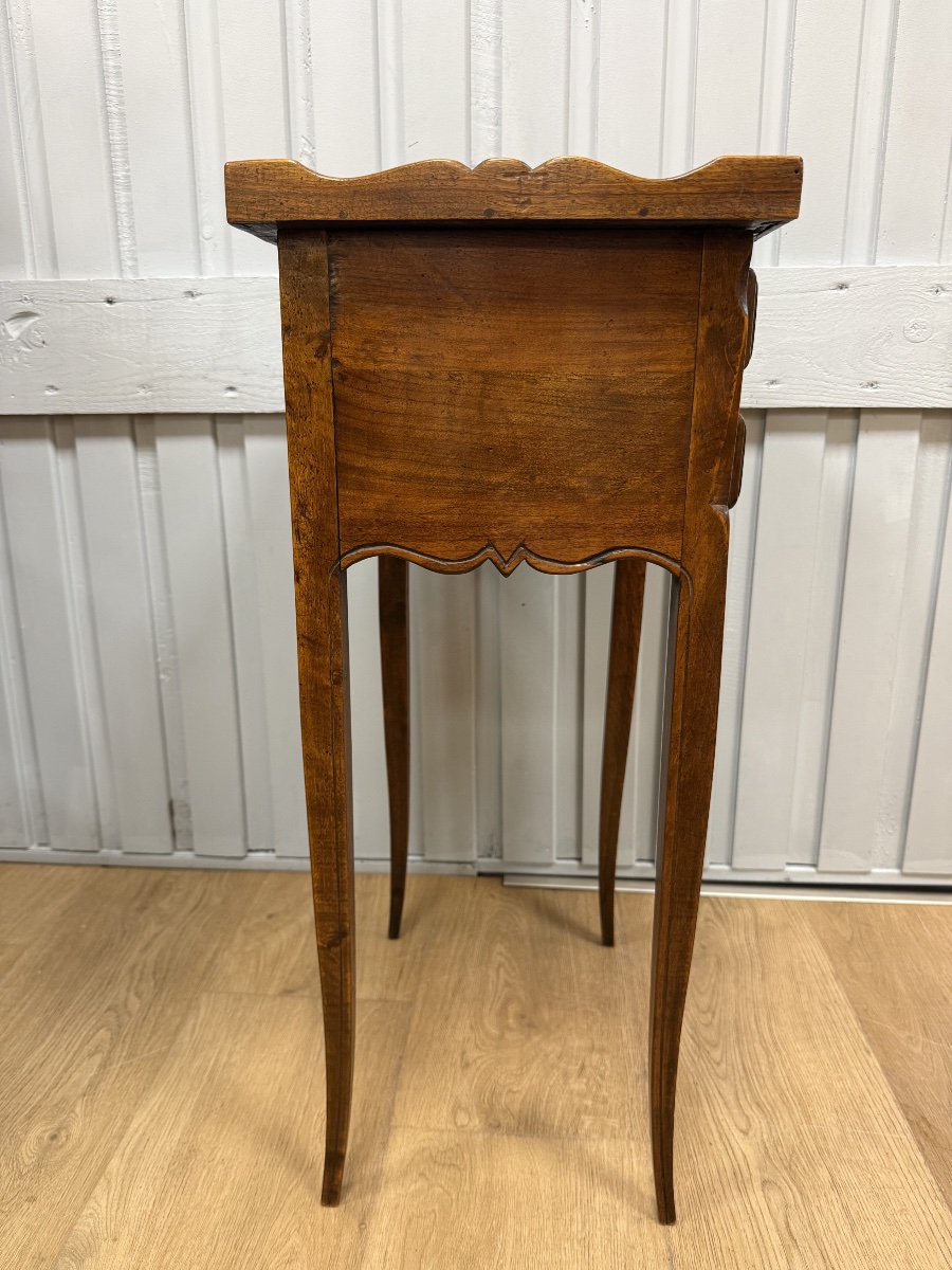 Small Louis XV-style Table -photo-1
