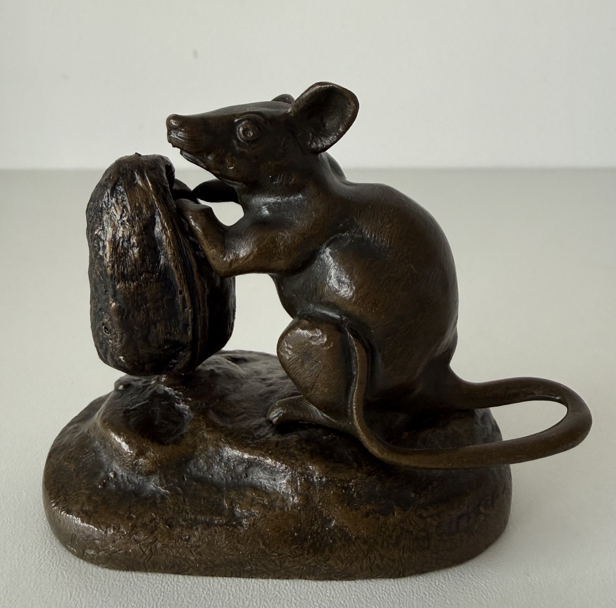 The Mouse And The Nut, Bronze Sculpture-photo-3