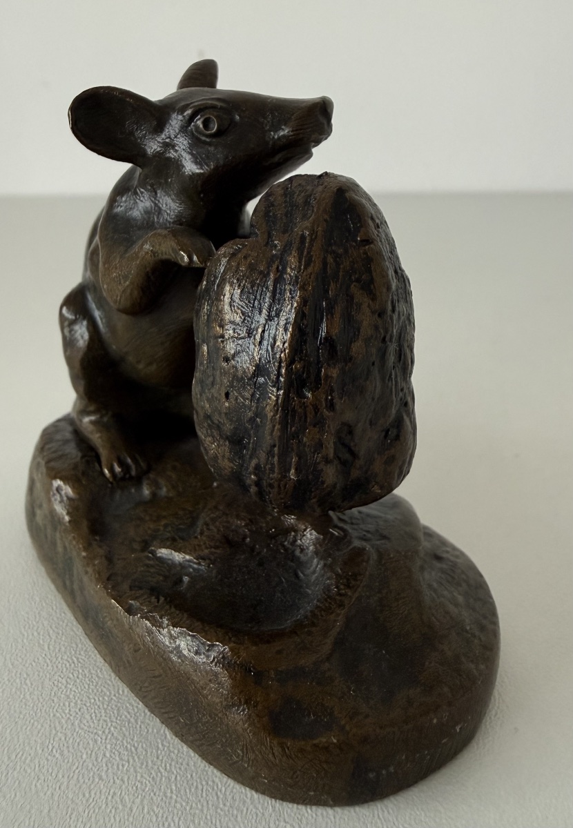 The Mouse And The Nut, Bronze Sculpture-photo-1
