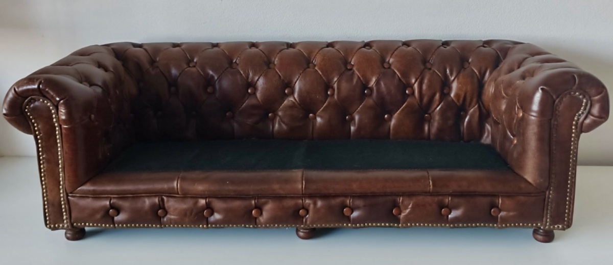 Canapé Chesterfield ,  meuble  de maîtrise-photo-6