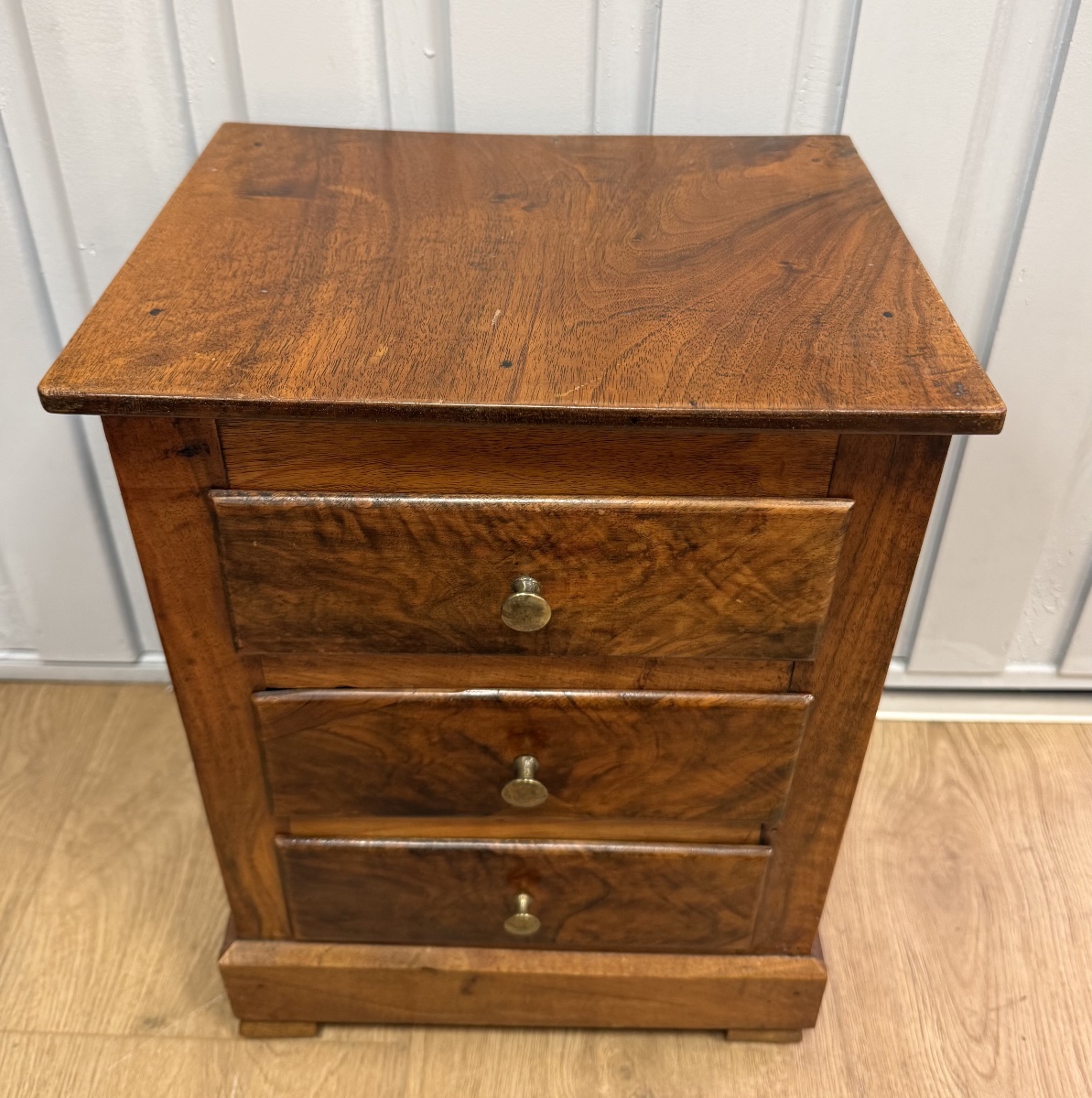 Small Walnut Chest Of Drawers-photo-2