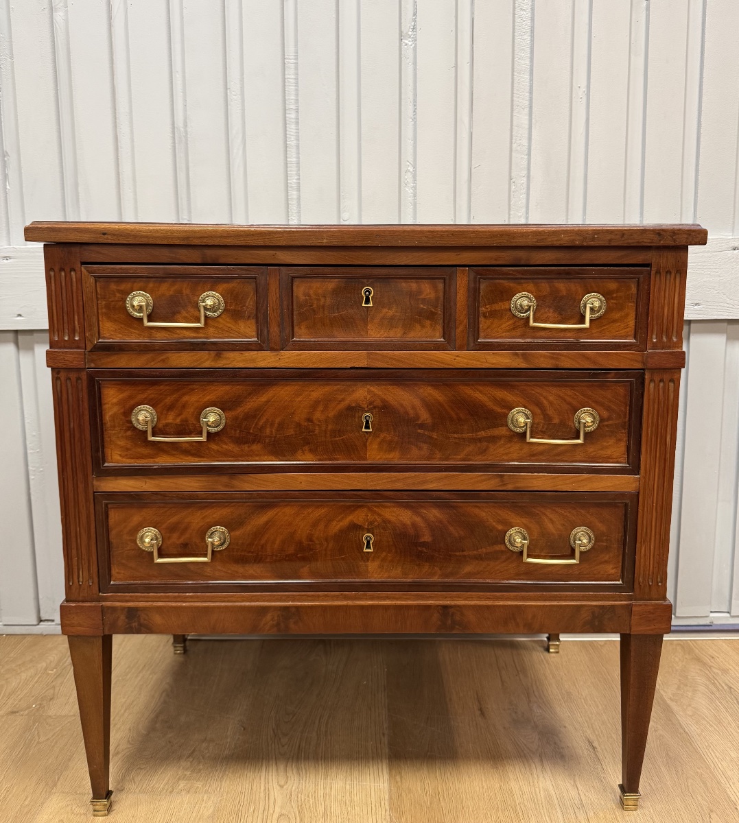 Small Mahogany Dresser