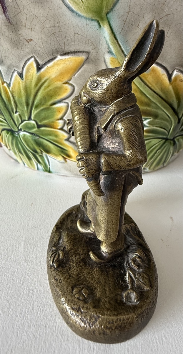Bronze Sculpture Of A Hare Eating A Carrot -photo-4