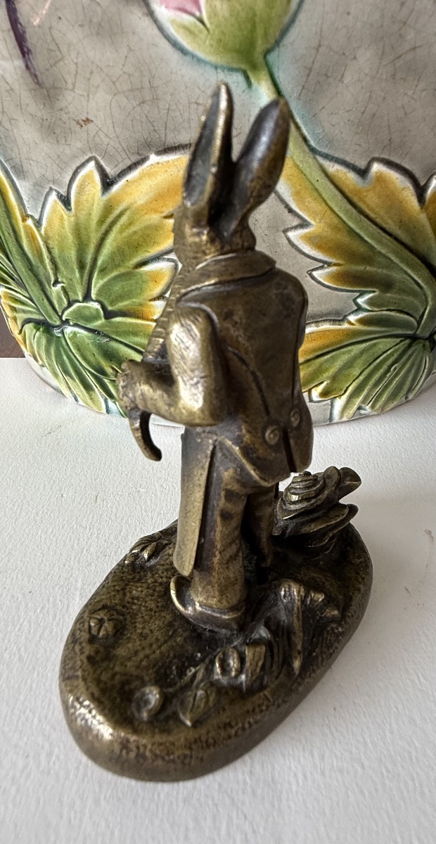 Bronze Sculpture Of A Hare Eating A Carrot -photo-5