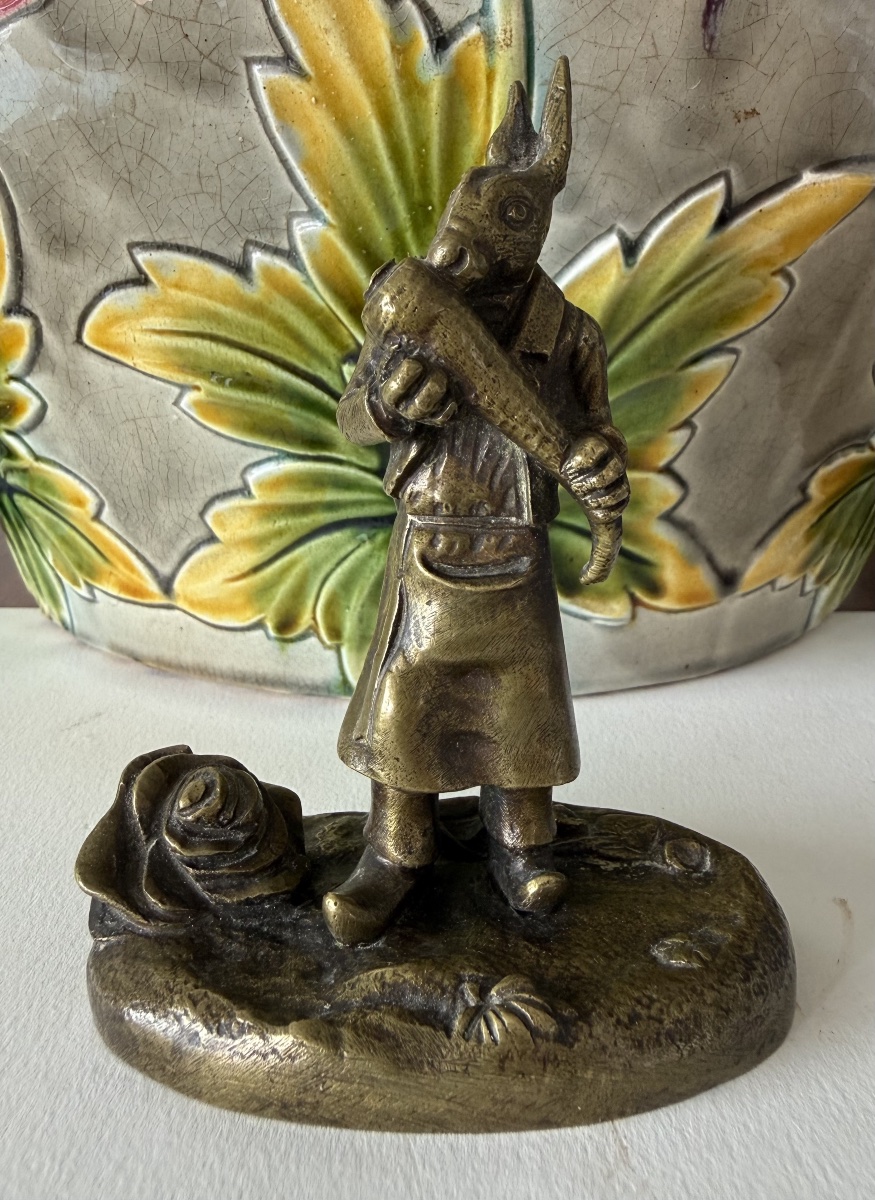 Bronze Sculpture Of A Hare Eating A Carrot 