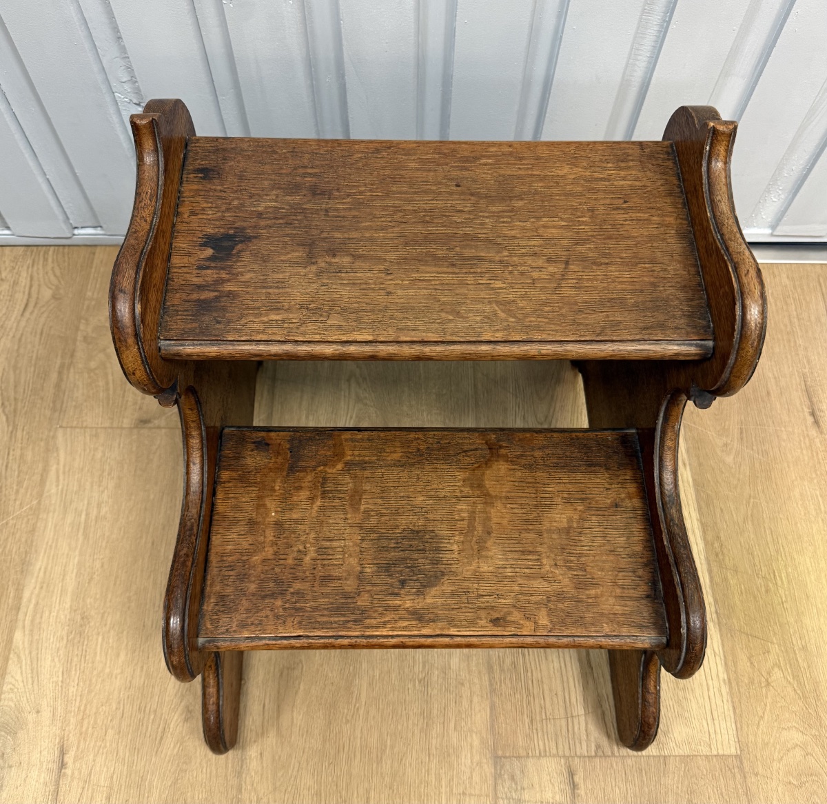 Small Library Step Stool-photo-7