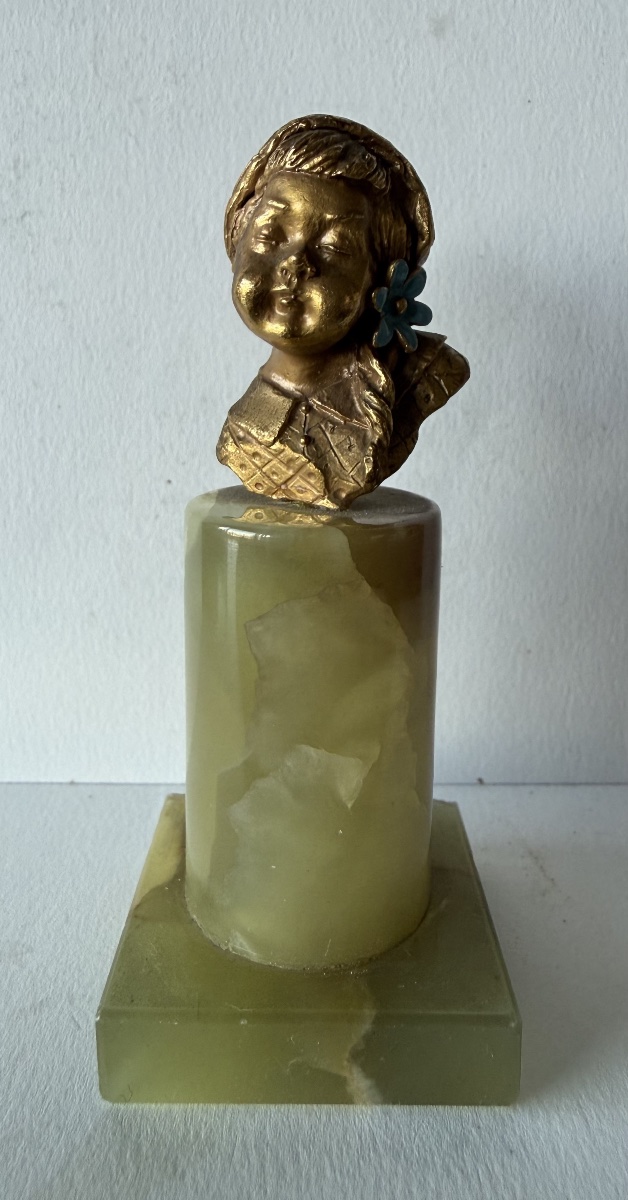 Petit buste d enfant en bronze