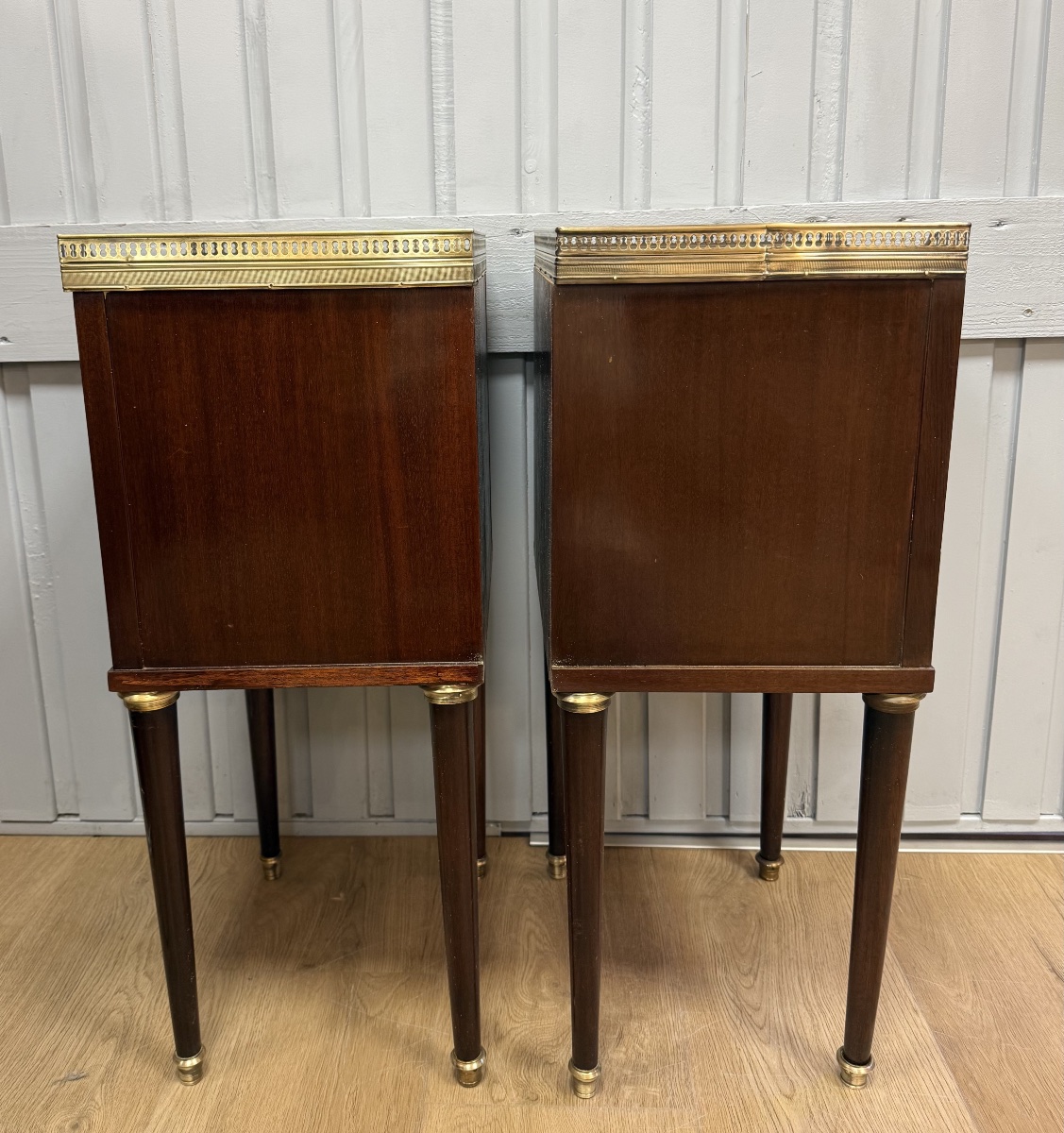 Pair Of Louis XVI-style Mahogany Nightstands-photo-6
