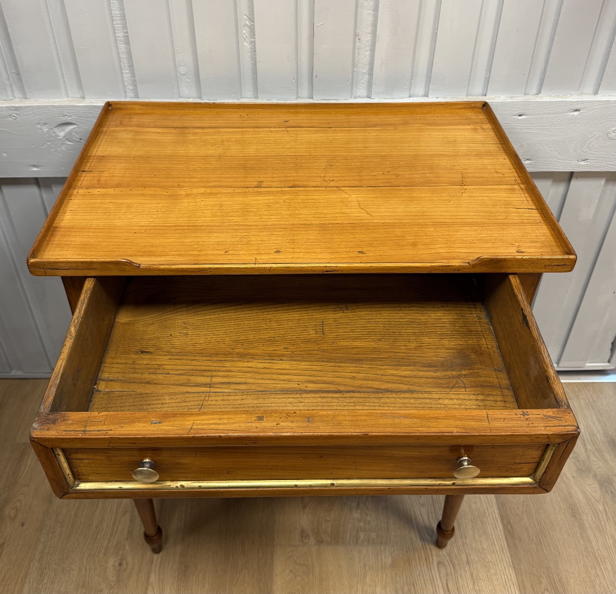 Side Table Made Of Cherry Wood-photo-8