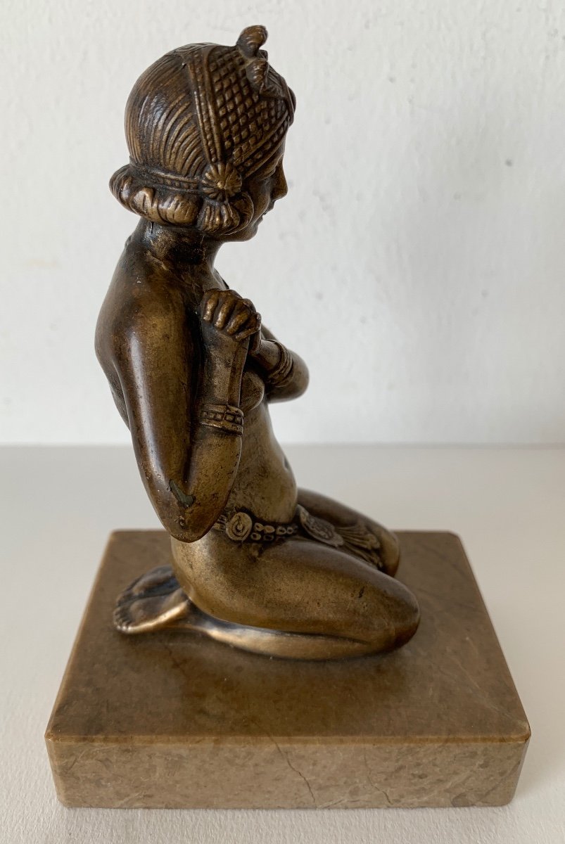 Young Art Deco Woman, Subject In Spelter-photo-4
