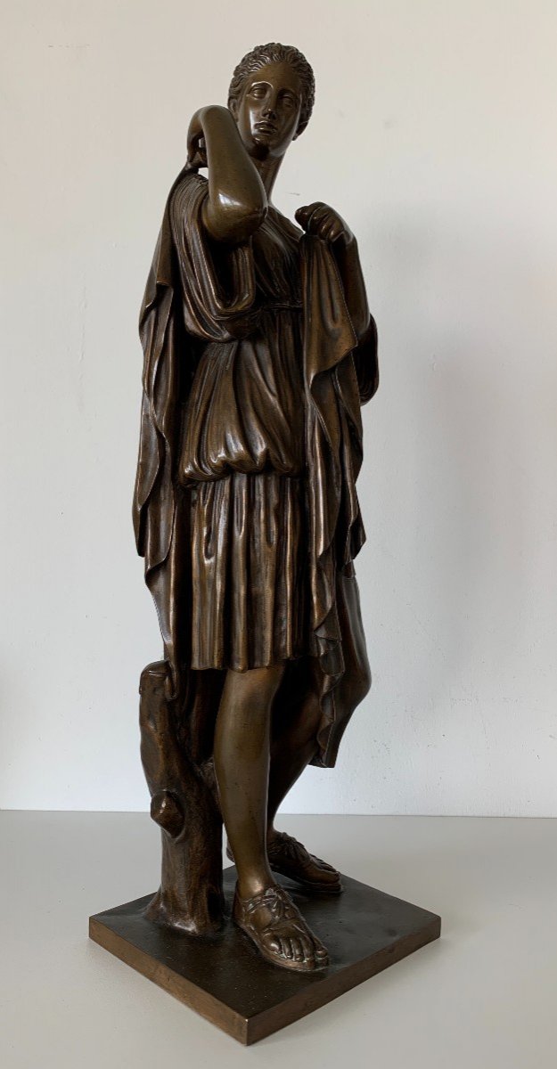 Young Woman In A Tunic, Bronze Sculpture-photo-2
