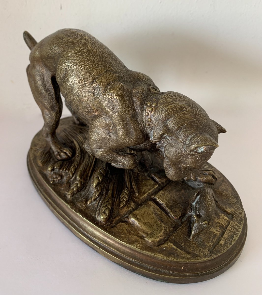 Chien Jouant Avec un petit rat , Sculpture En Bronze-photo-1