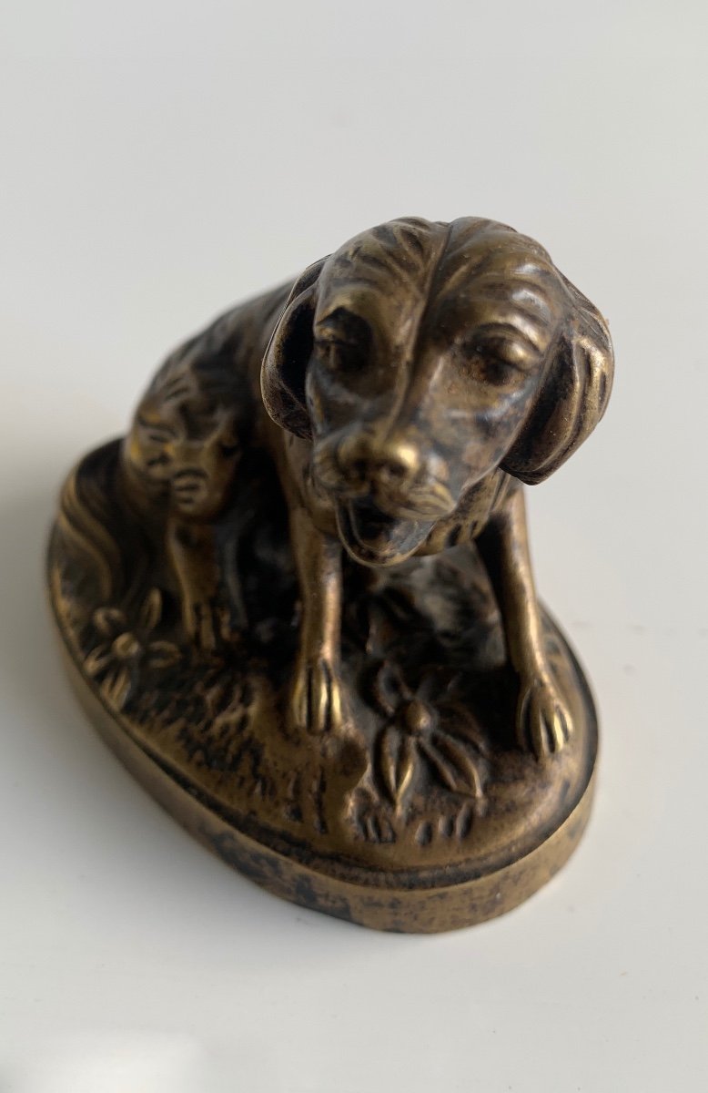 Bronze Subject Representing A Dog-photo-1