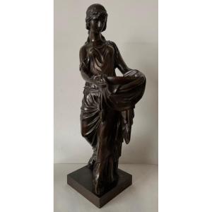Femme Drapée à  L Antique , Sculpture En Bronze
