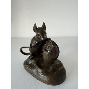 Sujet en bronze représentant une souris 