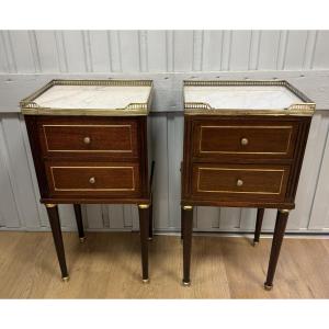Pair Of Louis XVI-style Mahogany Nightstands