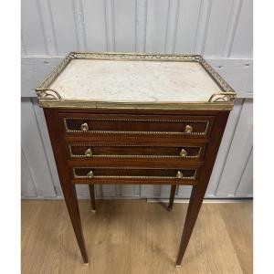 Small Mahogany Chest-of-drawers Table
