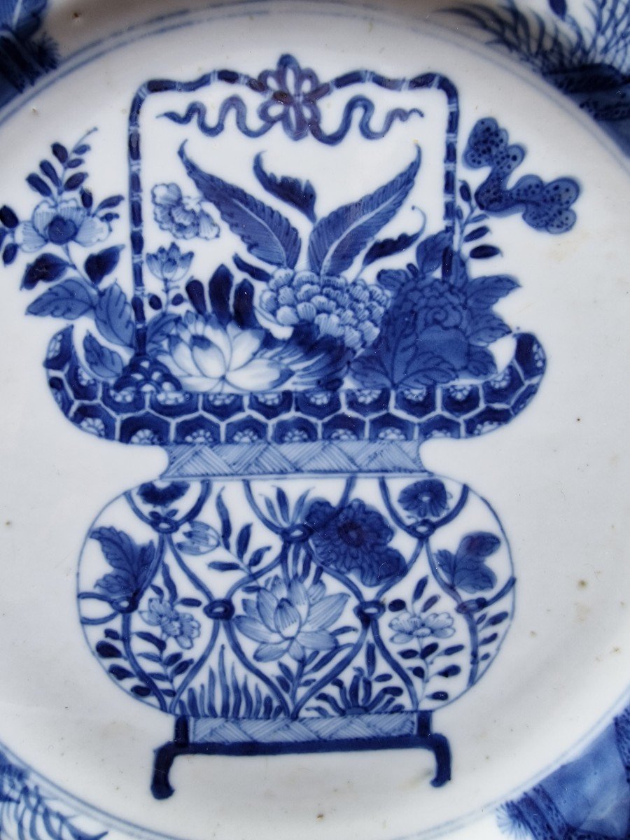 Pair Of Chinese Dinner Plates 18th Kangxi Period White Blue Qing Dynasty-photo-1