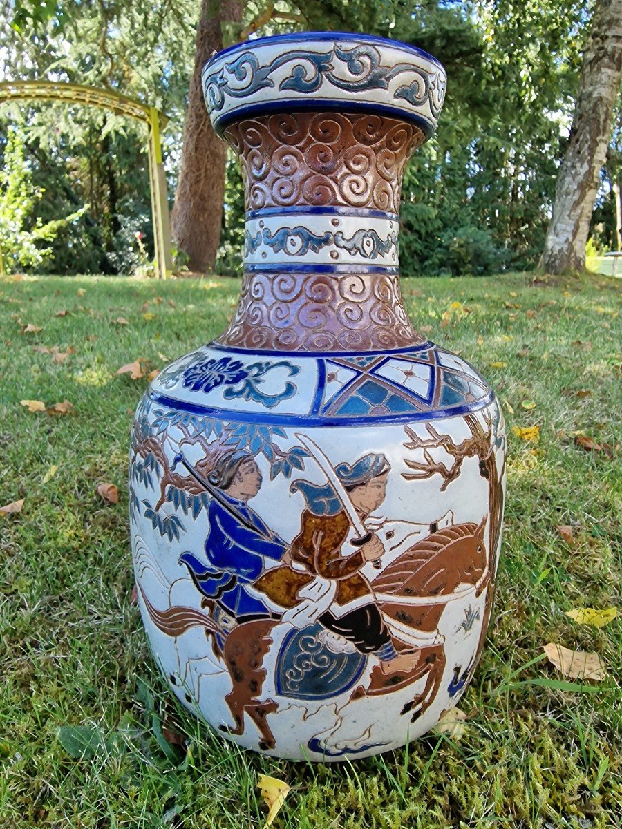 Stoneware Vase From Bien Hoa In Asian Vietnam Sandstone Decor Of Horsemen And Children-photo-2