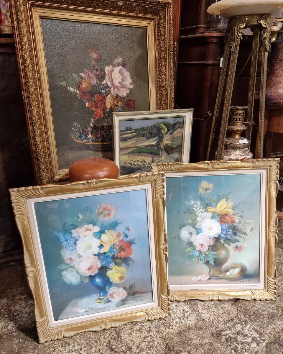 Paire De Tableaux Pastel Bouquets De Fleurs Par Zoé Laigneau Style XVIIIème-photo-1