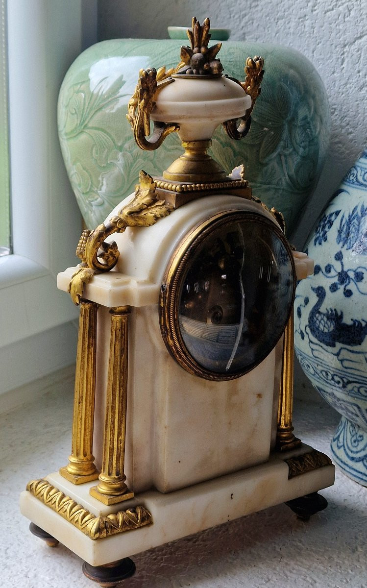 Pendule borne 18ème époque Louis XVI en marbre et bronze doré par cronier à paris -photo-4