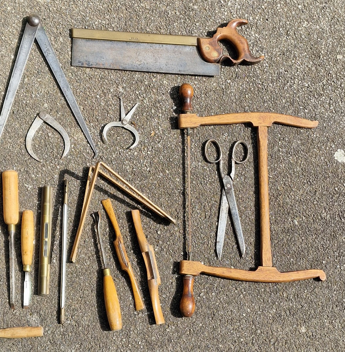 A Victorian London Cabinetmaker's Tool Kit, Bearing The Name Ae Wilkinson-photo-3