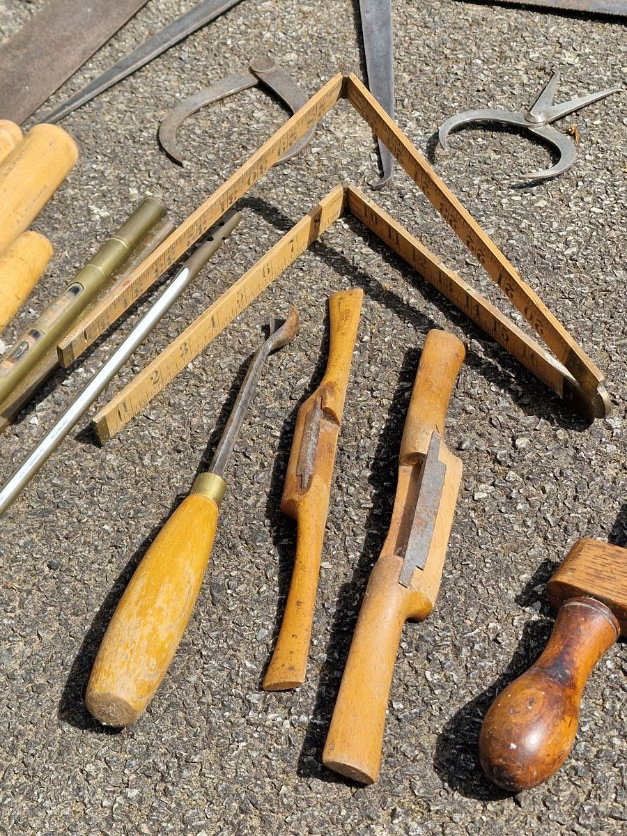 A Victorian London Cabinetmaker's Tool Kit, Bearing The Name Ae Wilkinson-photo-4