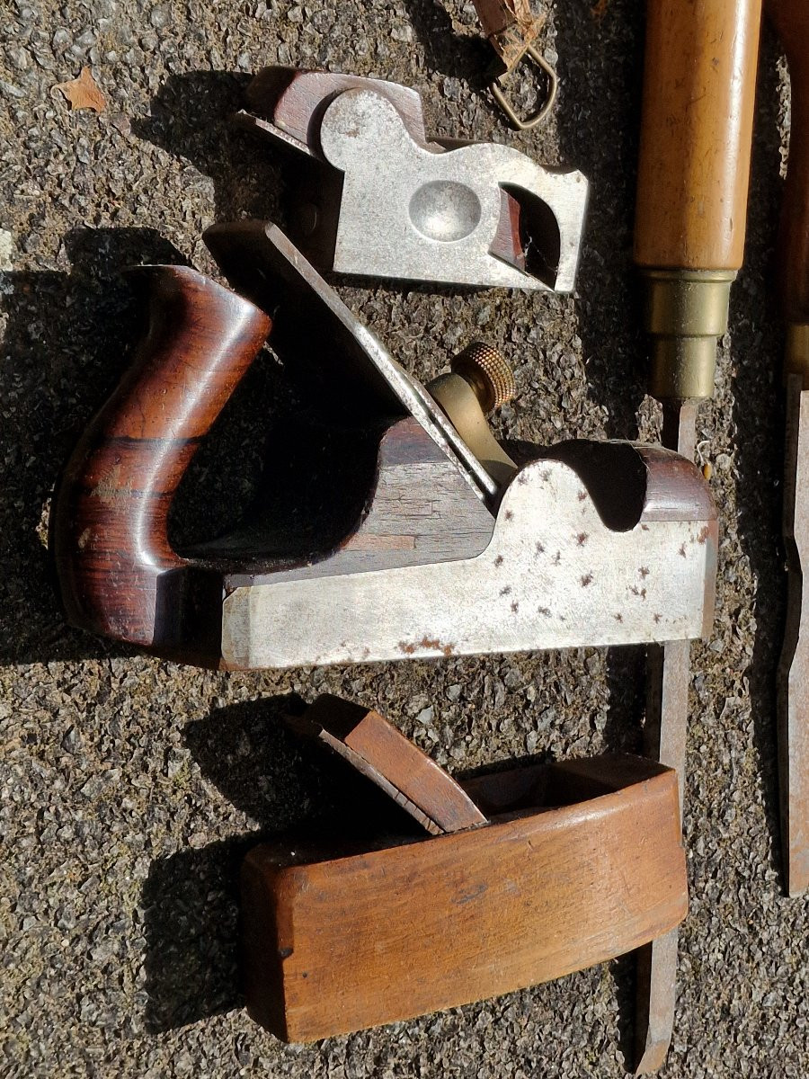 A Victorian London Cabinetmaker's Tool Kit, Bearing The Name Ae Wilkinson-photo-4