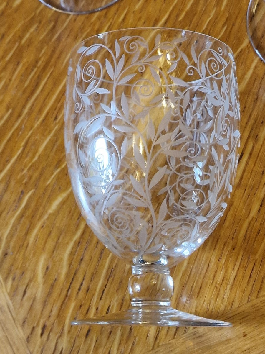 Service de verres Baccarat modèle Golfe Juan décor gravé art déco carafes et coupes champagne-photo-3