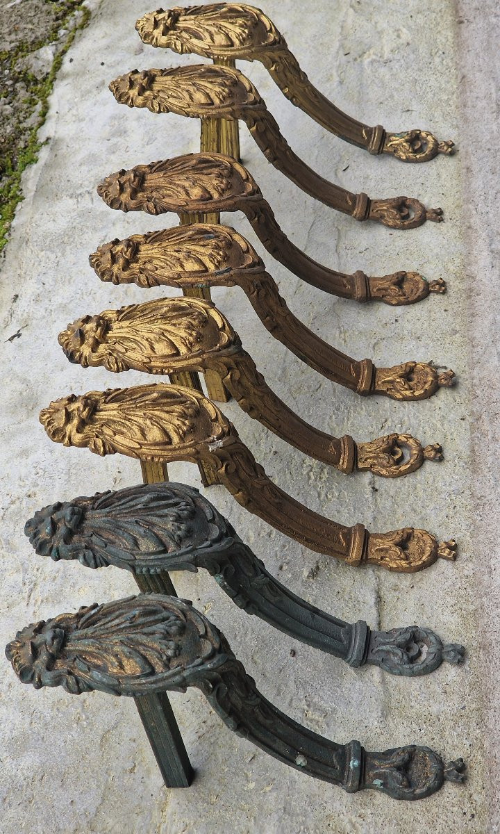 Lot de 4 paires de supports à tringles à rideaux ou embrasses en bronze doré louis XVI -photo-2