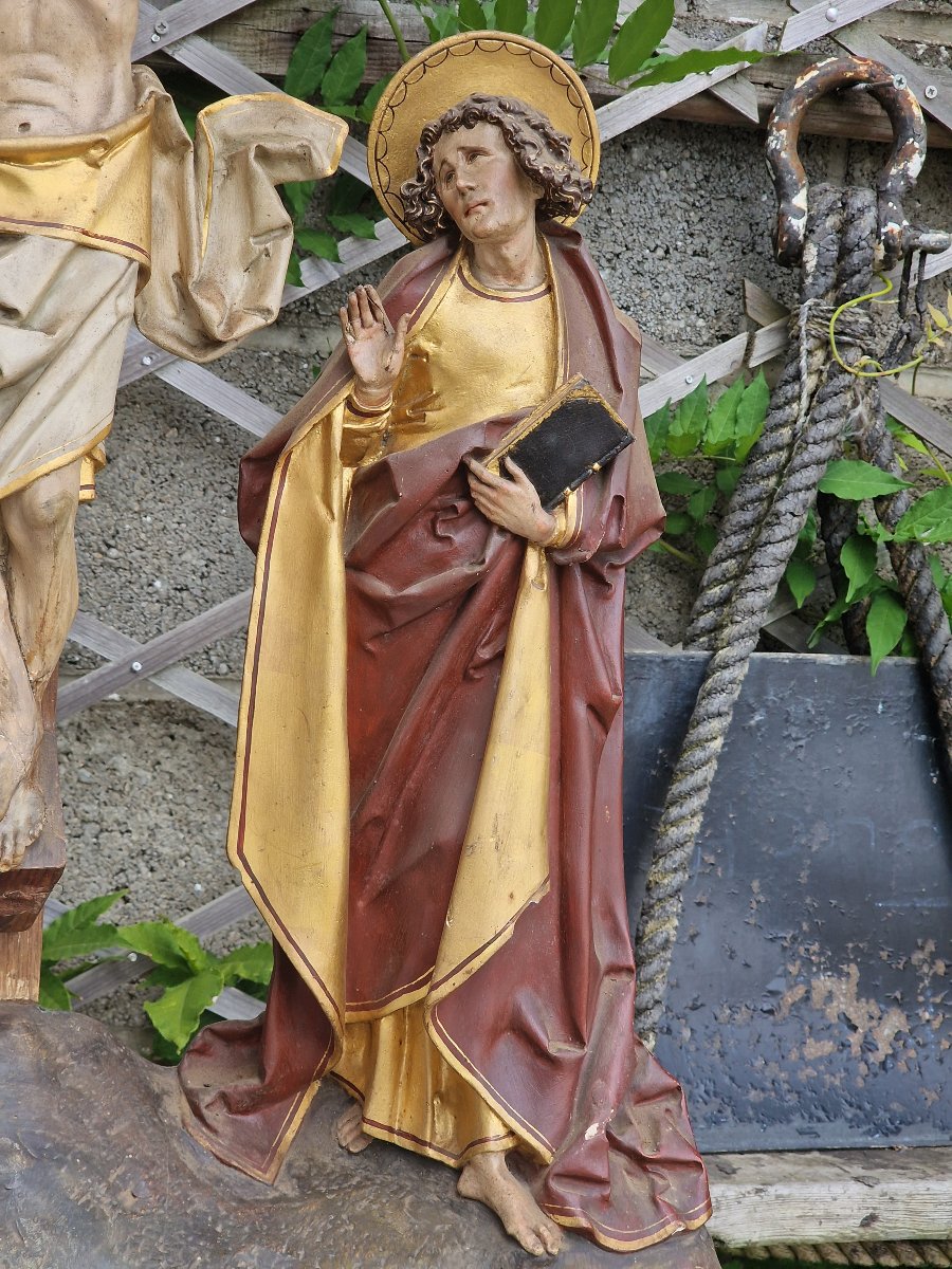 Importante statue calvaire style gothique polychrome et doré avec le christ en croix-photo-3