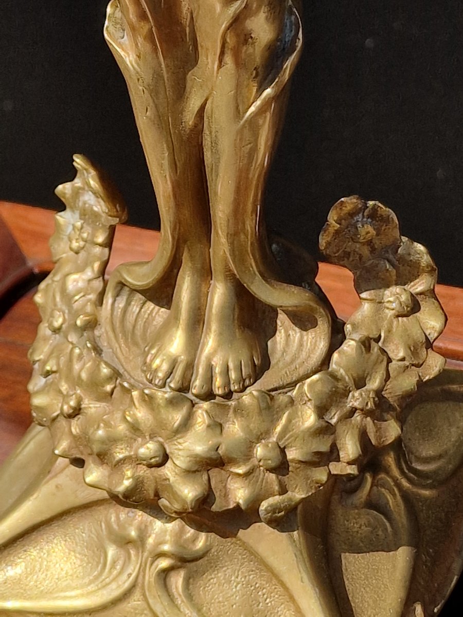 Grand pied de lampe en bronze art nouveau décor d'une nymphe nue style Raoul Larche-photo-3