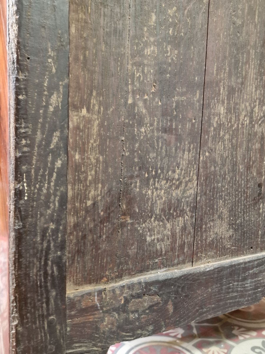Petite commode galbée d'entre deux  estampillée par Josse Gosselin 18ème en marquéterie-photo-8